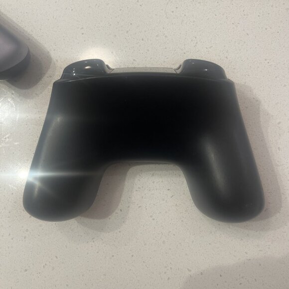OUYA Game Controller Wireless Bluetooth Model OGC1 Black/Silver Oem (Powers On) - Picture 2 of 2